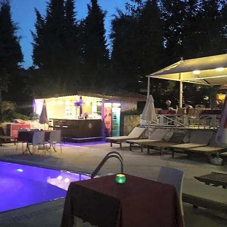 Hotel Gizem Special Class 3*